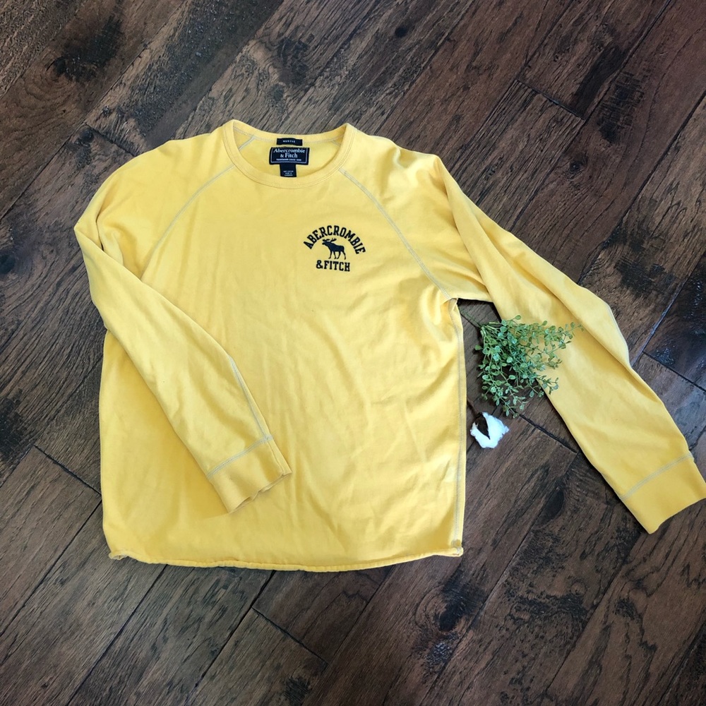 Abercrombie & Fitch Muscle Long Sleeve Tee (Large)